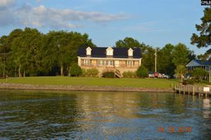 152 Little Point Lane