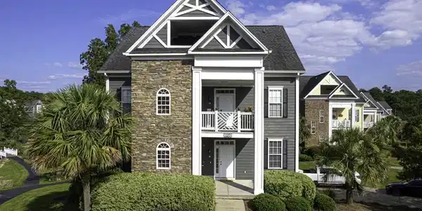 137 Breezes Drive 25a