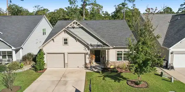 368 Amalfi Drive