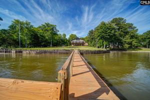 2111 Lakeshore Road