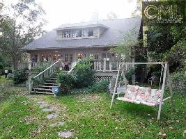 1717 LAKESHORE ROAD
