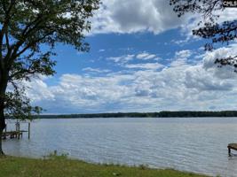 2443 Singleton Point