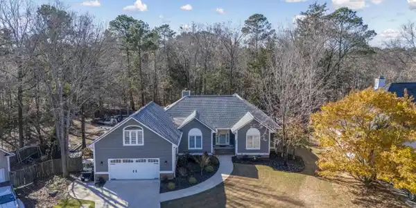 708 Harborview Court