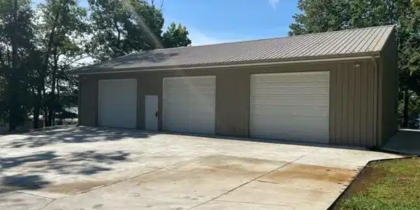 547 Plantation Road