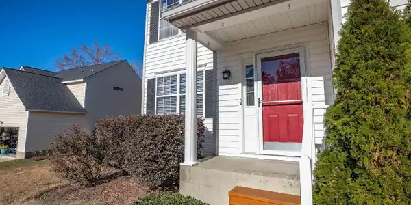 36 Stoney Pointe Drive