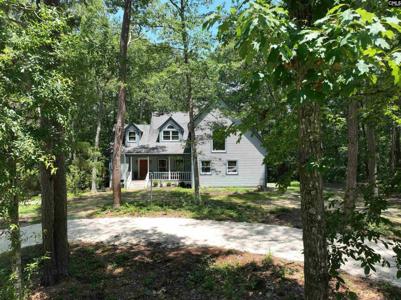124 Clouds Point