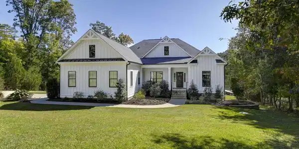 120 Alice Howell Lane