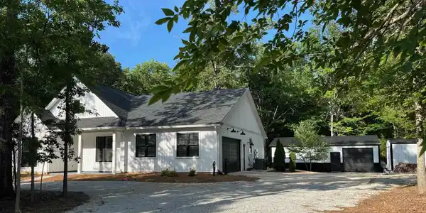 222 St. Thomas Church Road