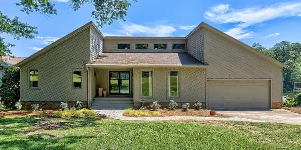349 Porth Circle