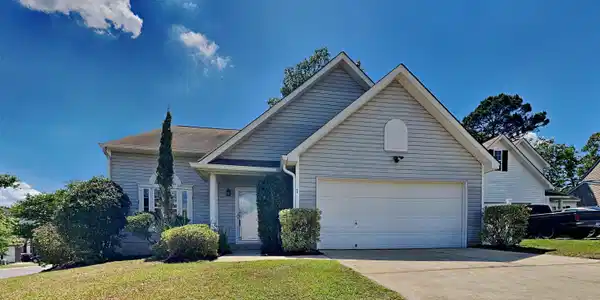 1 Walkbridge Court