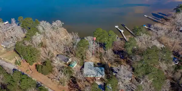 633 Horse Creek Road