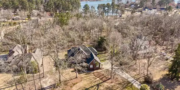 437 Caro Lane