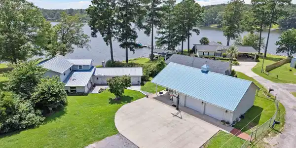 335 Breezy Bay Court