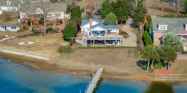 190 Hunter Drive