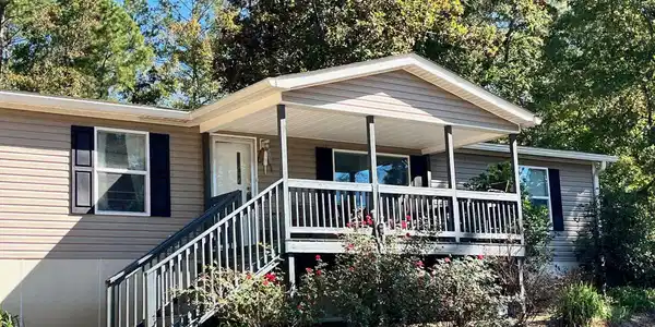 1193 blacksgate east Road