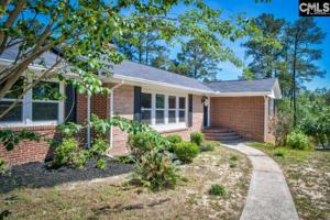 8 Lakecrest Drive