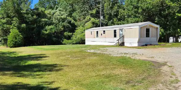 1663 Hollands Landing Road