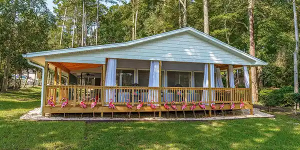 417 Payes Point