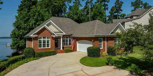 404 Lake Estate Drive