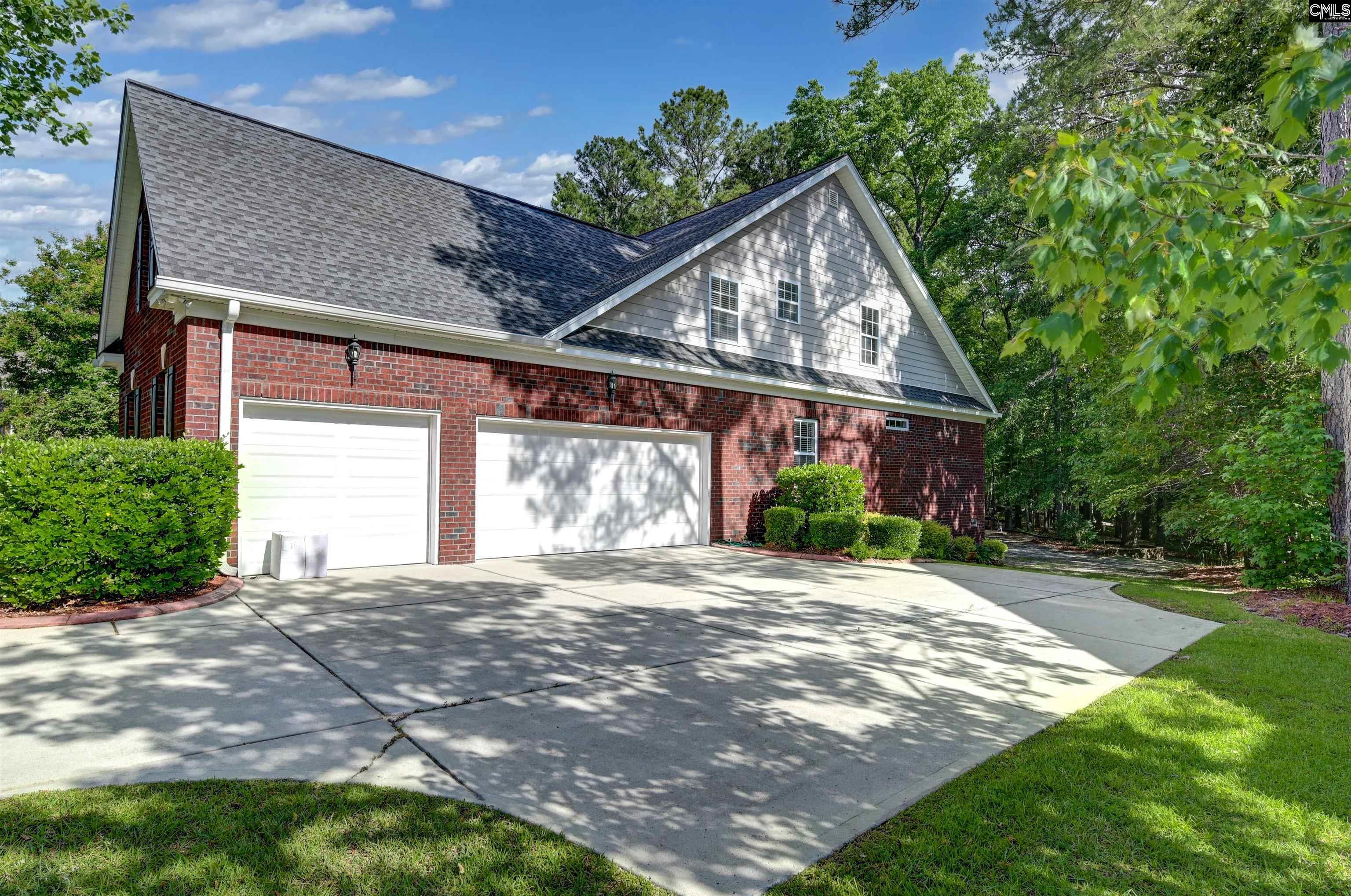 Image 1: 3-Car Garage