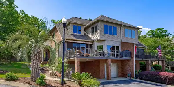 205 Barnacle Circle