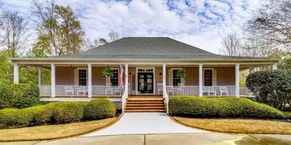 140 Edgewood Drive