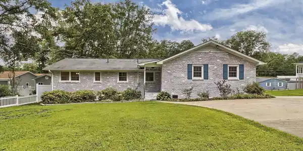142 Atlas Drive