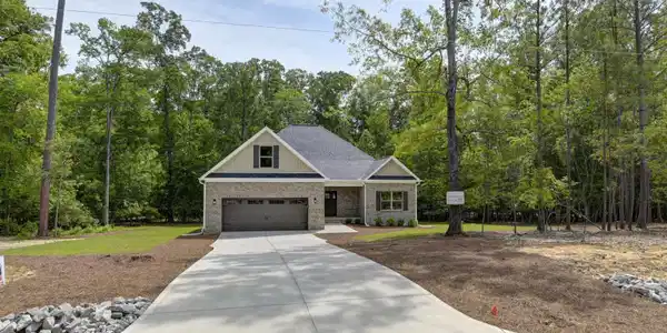 850 Hamms Landing Road