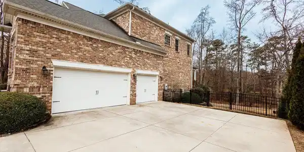 531 Windmere Drive