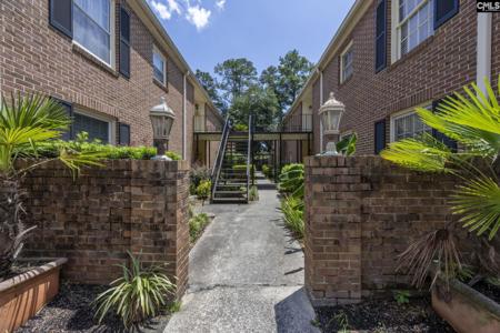 5516 Lakeshore Drive 412