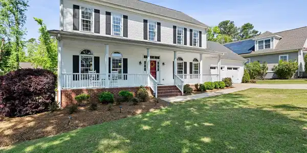 130 Lake Vista Drive