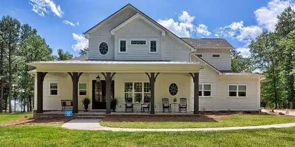 703 Hamms Landing Road