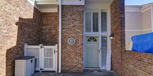9 High Hill Road