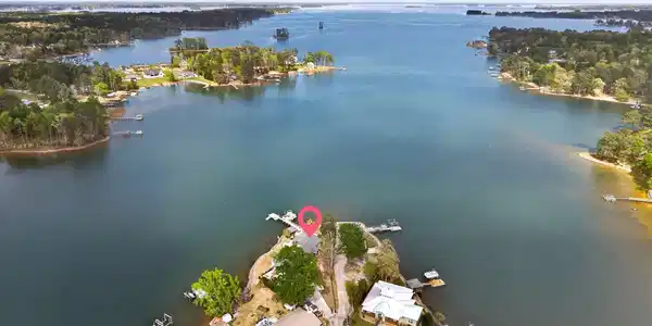 353 Longview Point