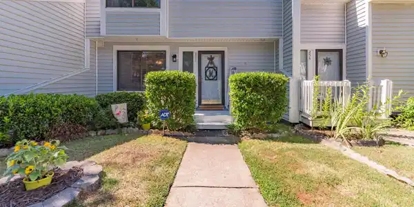 256 Mariners Row