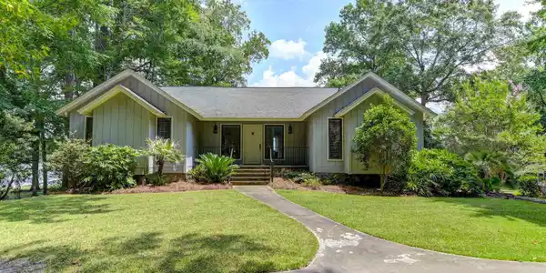 485 Lake Tide Drive