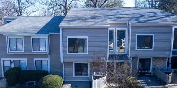 215 Shoreline Drive