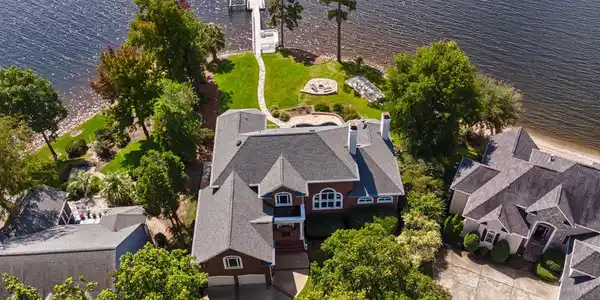 885 Island Point Lane