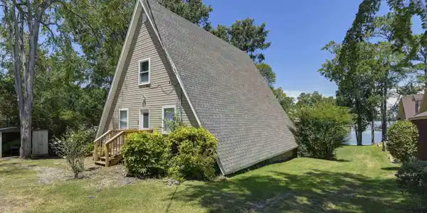 615 Pine Meadow Court