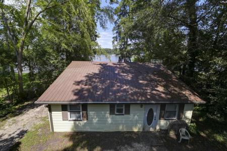 713 Pine Point