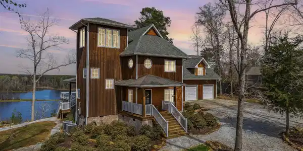 161 Saluda Bluff Road
