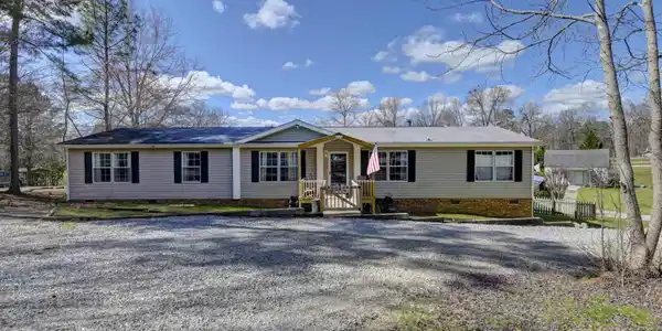 205 Newberry Shores Drive