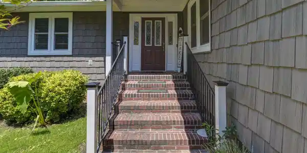 123 Old Cedar Point