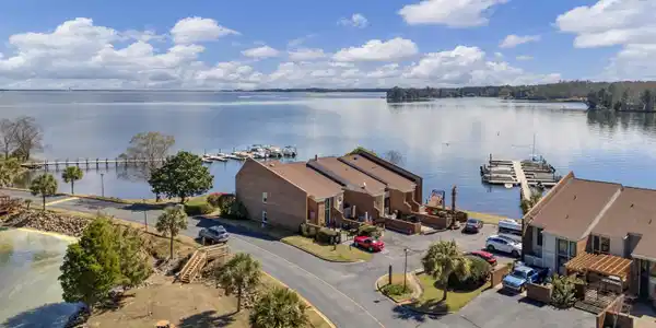 2 Holly Ferry Court