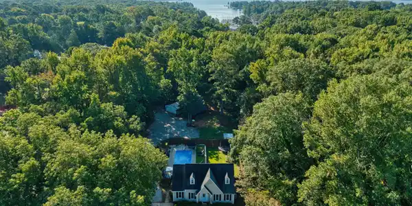 301 River Road