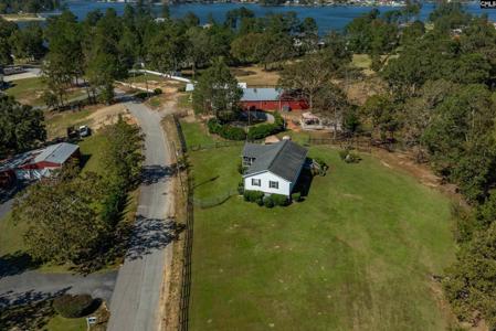 320 Adams Lane