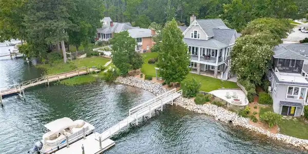 479 Greenetree Lane