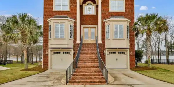 170 Summer Bay Drive