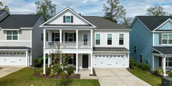 544 Harbour Pointe Drive