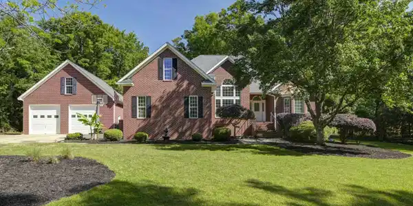 104 Lake Point Drive